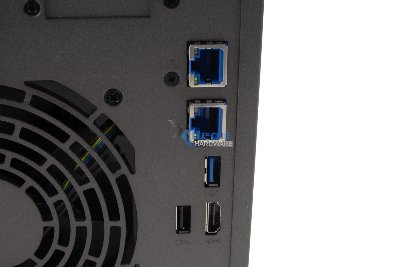 Asustor-LOCKERSTOR4-Gen2-AS6704T-v2